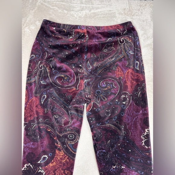Chico’s Zenergy Velour Velvet Paisley Printed Boho Pull On Purple Pants 0 (US S) - Picture 12 of 16